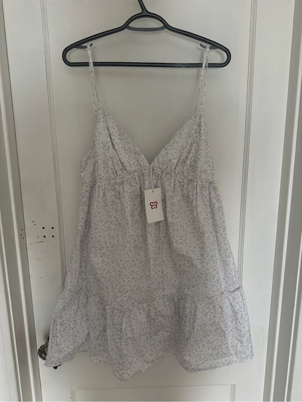 Aritzia White Mini Floral V-Neck Sundress - Picture 1 of 3